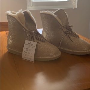 BearPaw Christie Wide in Pewter Distressed